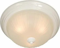 Promo 😍 Maxim Essentials 15-1/2 in. 40W 3-Light Incandescent Medium E-26 Flush Mount Ceiling Fixture in White ⌛