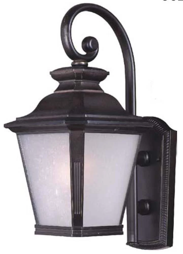 Brand new 🎁 Maxim Knoxville 18-1/2 x 9 in. 100W 1-Light Outdoor Wall Lantern in Bronze 👍 3 Brand new 🎁 Maxim Knoxville 18-1/2 x 9 in. 100W 1-Light Outdoor Wall Lantern in Bronze 👍